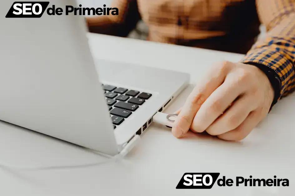 Integrando SEO Holístico com as Tendências Atuais de Marketing e Mídias Sociais